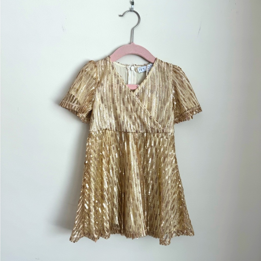 NWT Ivy City Co Gold Sequin Dress 2T